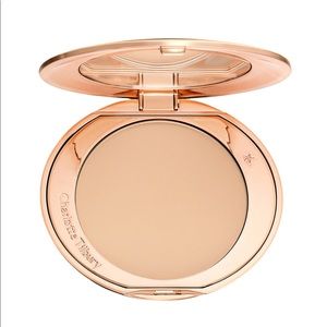 Charlotte Tilbury Airbrush Flawless Finish Setting Powder - MEDIUM